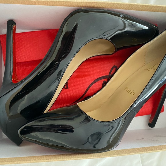 SOLD - Picture 3 of 3